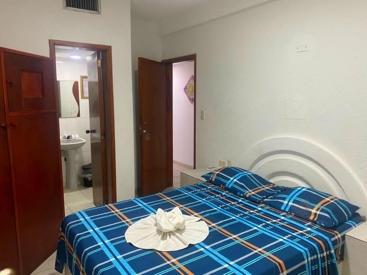 Hotel Brisas Del Mar 2022 Catia La Mar 외부 사진